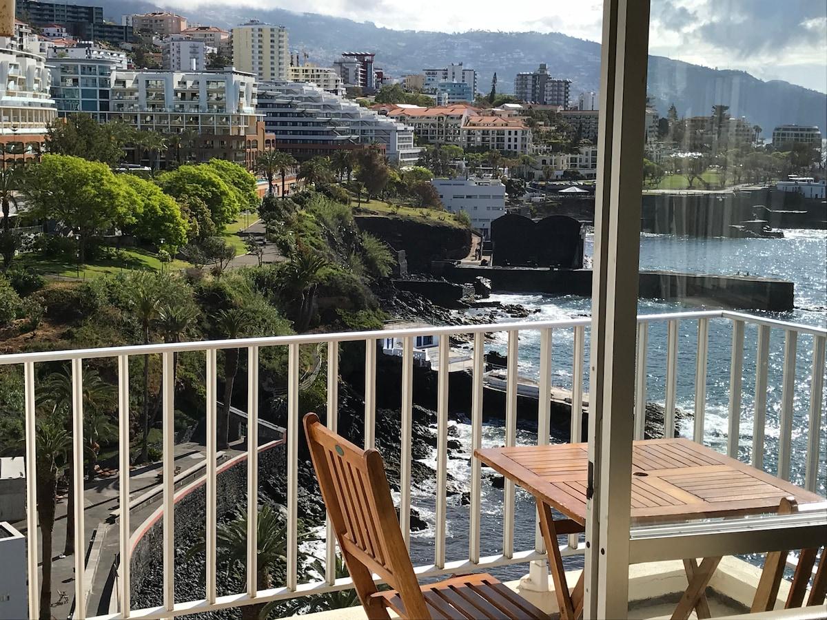 Apartamentos do Mar View Ocean by madeirabook